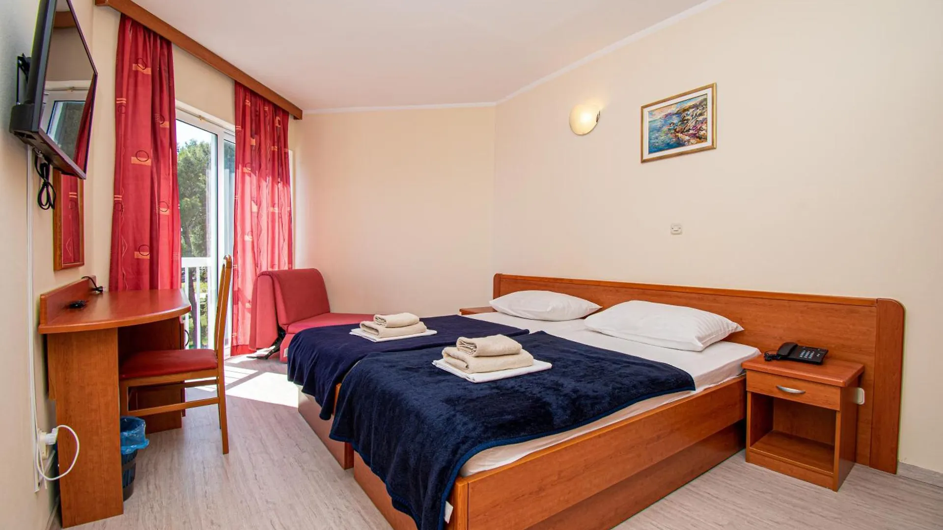 Centinera Resort Banjole 3*,